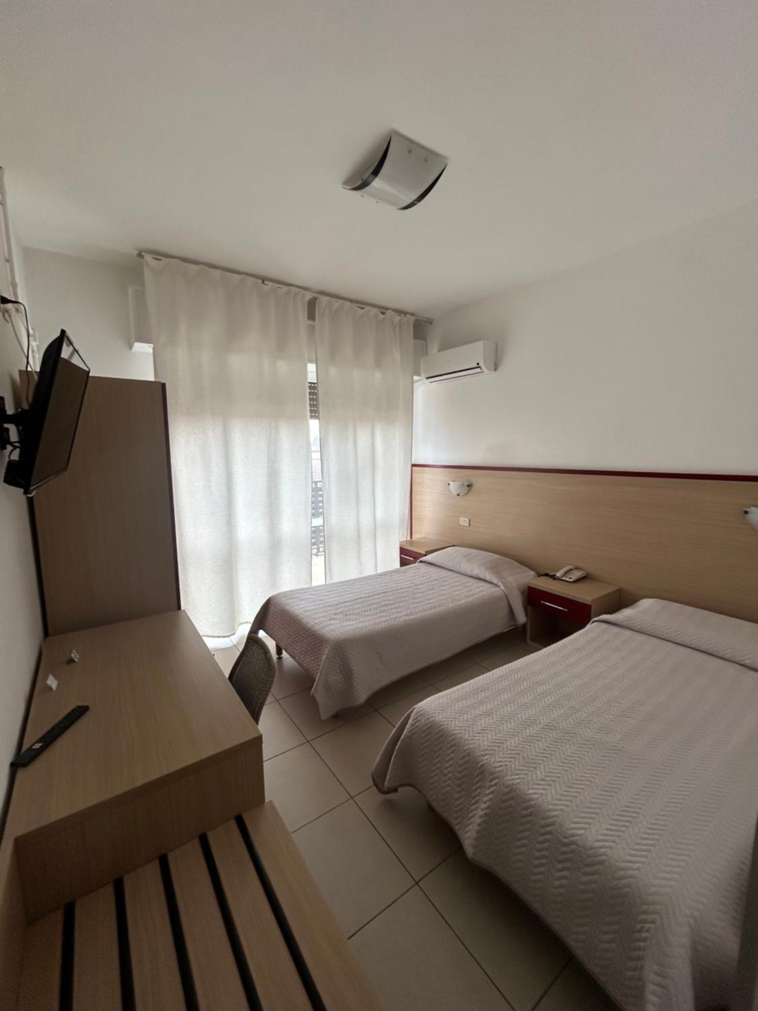 Hotel Marchina ブレシア エクステリア 写真
