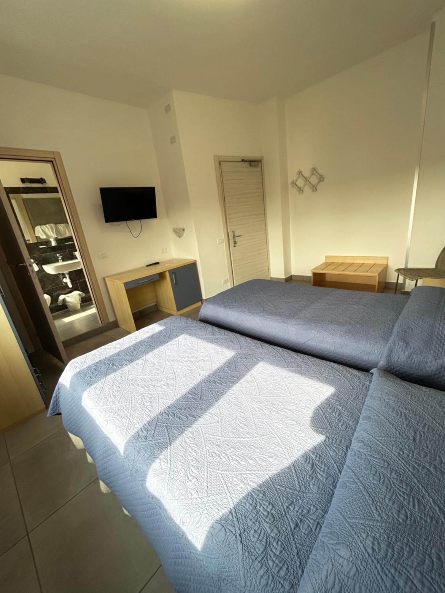 Hotel Marchina ブレシア エクステリア 写真